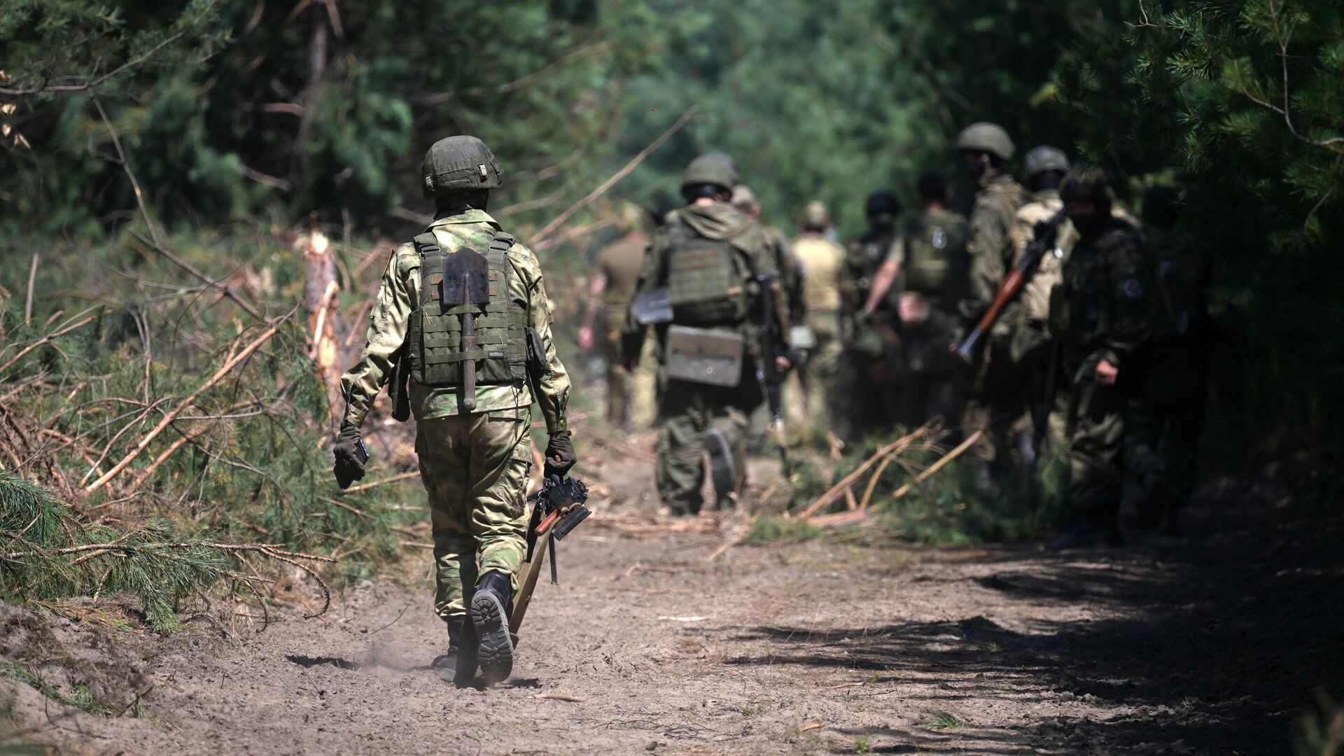 Российские военные вышли из окружения ВСУ по открытому полю